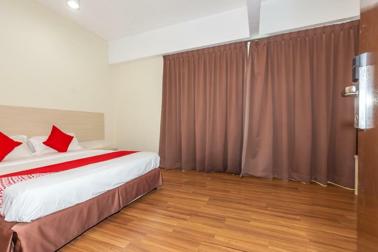 Hotel Oyo 1158 906 Airport Malacca Exteriér fotografie